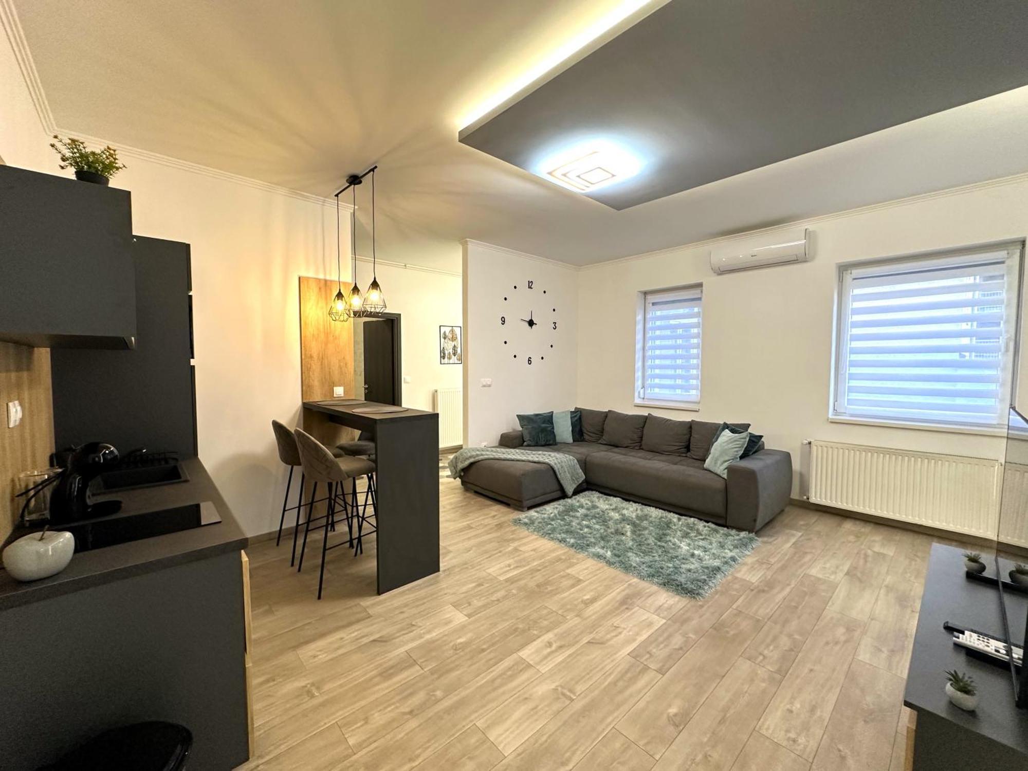 Berzsenyi Apartmanhaz Капошвар Екстер'єр фото